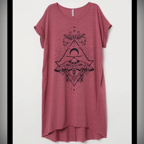 Women's Graphic T-Shirt dress in dark pink: Skulls, moths, and teeth - Picture 1 of 7